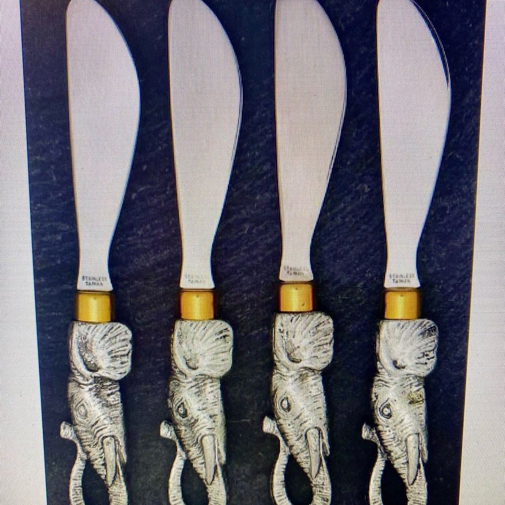 Elephant Handle Cheese Spreaders